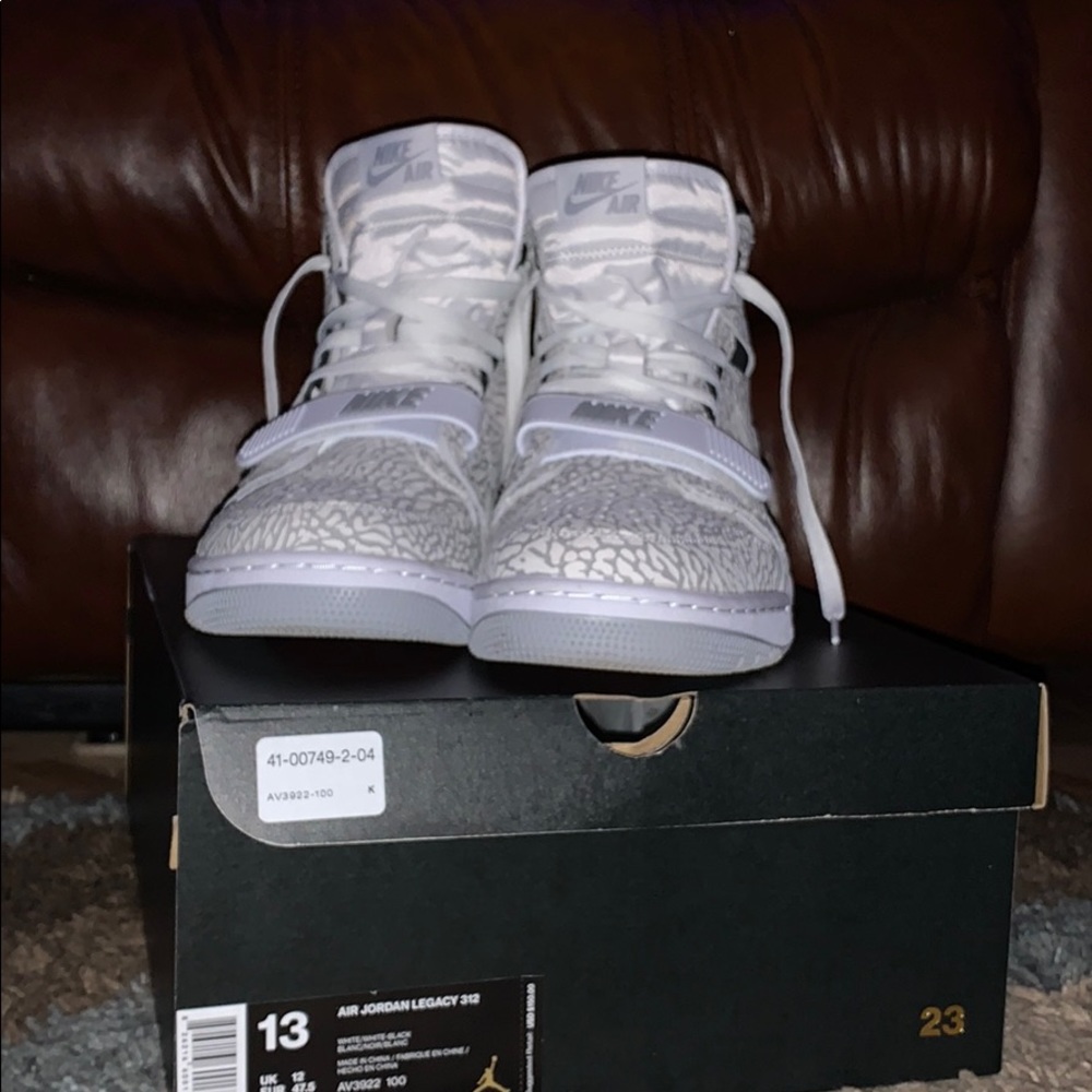 Air Jordan Legacy 312 (Size 13) DS
